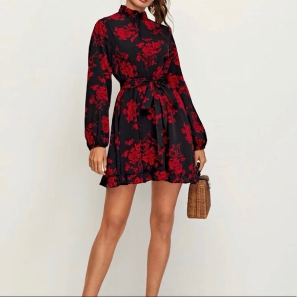 Sexy Floral Print Tied Cutout Back Self Belted Dress - Picture 3 of 7